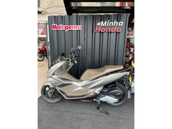 HONDA PCX DLX HONDA PCX DLX